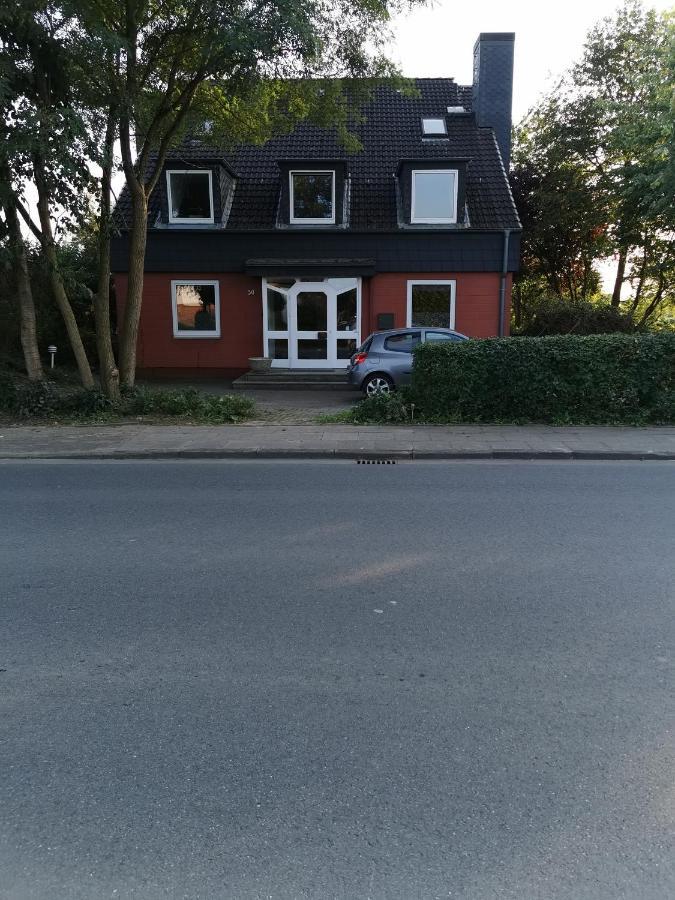 Hornbrooker Hostel Dersau Экстерьер фото